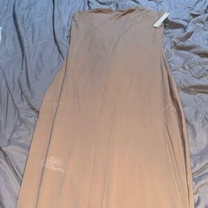 SKIMS FITS EVERYBODY TUBE DRESS ‘UMBER’